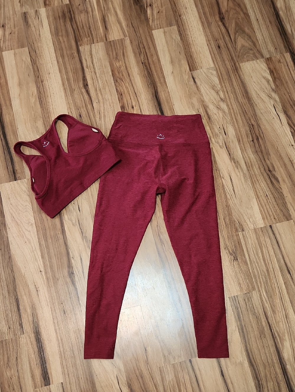 Beyond Yoga Matching Set - Picture 3 of 3